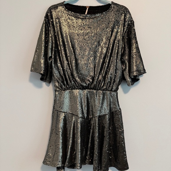 FREE PEOPLE Women's Manuka Sequin Flutter-Sleeve Mini Dress Size XS - Picture 3 of 12